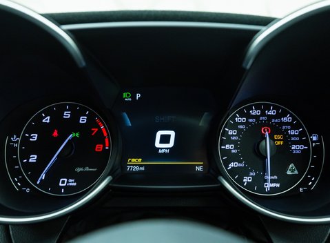 Alfa Romeo Giulia GTAm 25