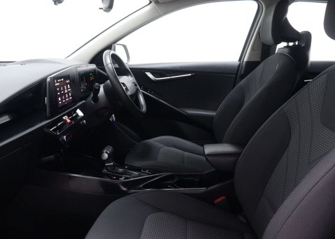 Kia Niro 1.6 Niro 2 HEV Semi-Auto 5dr 45