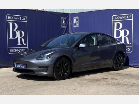 Tesla Model 3 Saloon 4dr Electric Auto RWD (241 bhp) 9