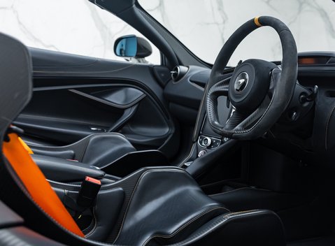 McLaren 765LT Spider 17