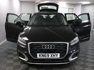 Audi Q2 TDI SPORT 7