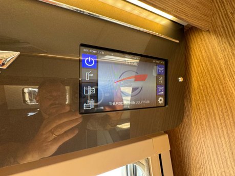 Auto-Trail Comanche AWAITING PREPARATION 20