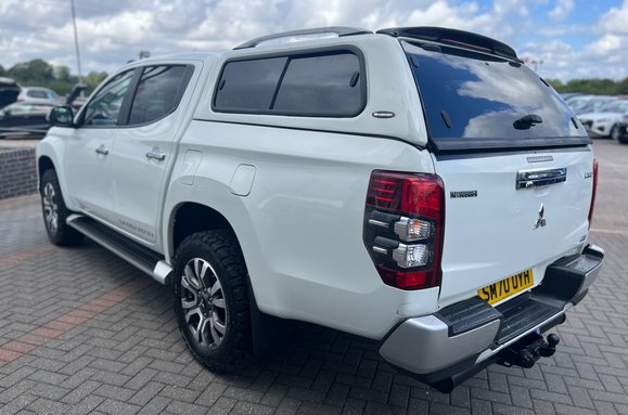 Mitsubishi L200 DI-D BARBARIAN DOUBLE CAB AUTO REAR CANOPY 9