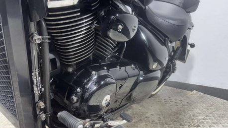 Suzuki Intruder 800 VL 2015 26K CUSTOM LOOKS MOT SERVICED CRUISER BIKE 800CC A2 35