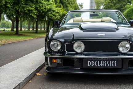 Aston Martin V8 Vantage X-Pack Volante 12