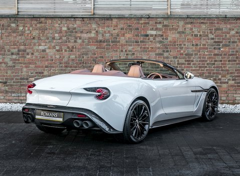 Aston Martin Zagato Vanquish Volante 9