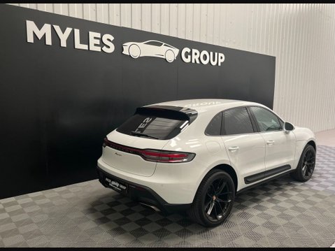 Porsche Macan 2.0T SUV 5dr Petrol PDK 4WD Euro 6 (s/s) (265 ps) 4