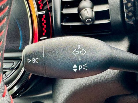 Mini Hatch JOHN COOPER WORKS 30
