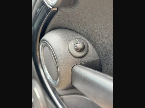 Mini Clubman 1.6 Cooper D Euro 5 (s/s) 5dr 24