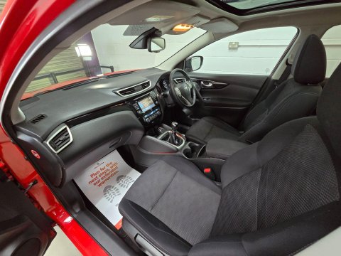 Nissan Qashqai 1.2 DIG-T N-Connecta 2WD Euro 6 (s/s) 5dr 46