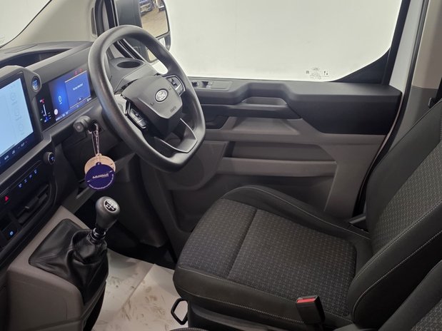 Ford Transit Custom Transit Custom 280 L1 Diesel FWD 2.0 Eco Blue 136ps H1 Van Trend 8