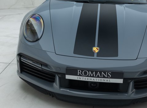 Porsche 911 Turbo S CABRIOLET (992) 35