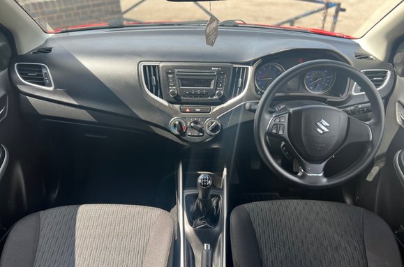 Suzuki Baleno 1.2 SZ3 DUALJET 5 DOOR 38