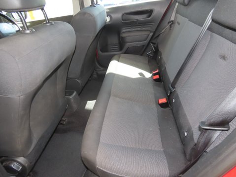 Citroen C4 Cactus PURETECH FEEL 7