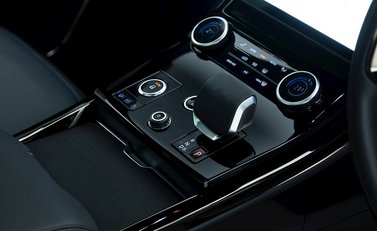 Land Rover Range Rover Sport P440e Autobiography 19