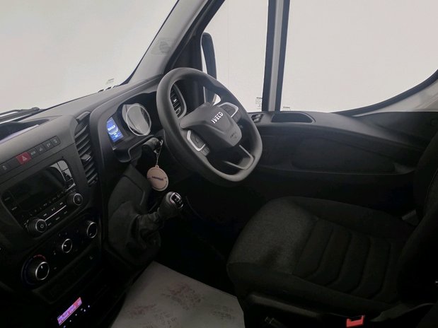Iveco Daily DAILY BUISNESS 35S18 DIESEL 3.0 Van 3520L WB 16