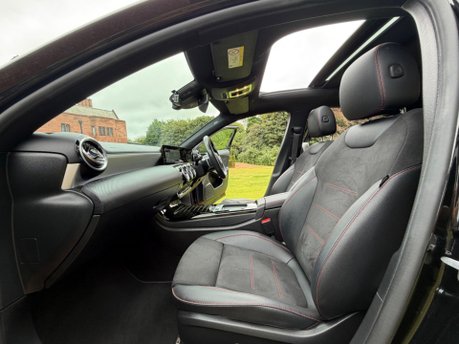 Mercedes-Benz A Class 1.3 A180h MHEV AMG Line (Premium Plus) 7G-DCT Euro 6 (s/s) 4dr 14
