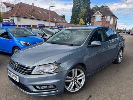 Volkswagen Passat 2.0 TDI BlueMotion Tech R-Line Euro 5 (s/s) 4dr