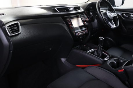 Nissan Qashqai N-CONNECTA DIG-T 34