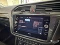 Volkswagen Tiguan 2.0 TSI SEL DSG 4Motion Euro 6 (s/s) 5dr 34
