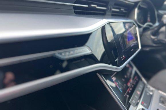 Audi A6 AVANT TDI QUATTRO S LINE AUTO 36