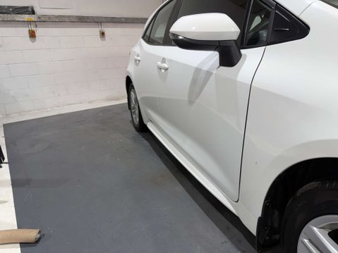Toyota Corolla 1.8 Corolla Icon Tech HEV CVT 5dr 16