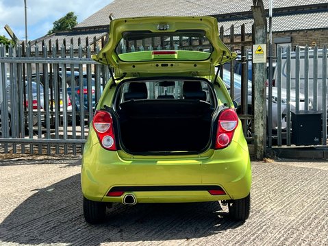 Chevrolet Spark LTZ 23