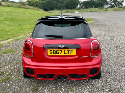 Mini Hatch JOHN COOPER WORKS 4