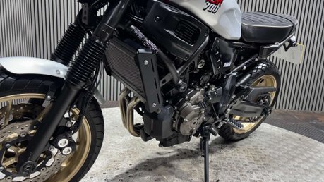 Yamaha XSR700 700 XTRIBUTE 2020 ONLY 5K AKRAPOVIC EXHAUST MODERN RETRO A2 31