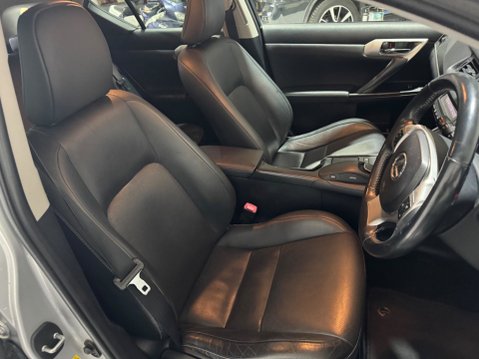 Lexus CT 1.8 200h SE-L CVT Euro 5 (s/s) 5dr 20