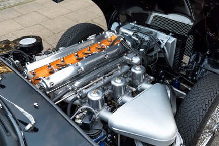 Jaguar E-Type 3.8 Flat Floor Roadster 26