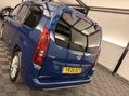 Vauxhall Combo Life 1.5 Turbo D Elite XL MPV Auto Euro 6 (s/s) 5dr 46