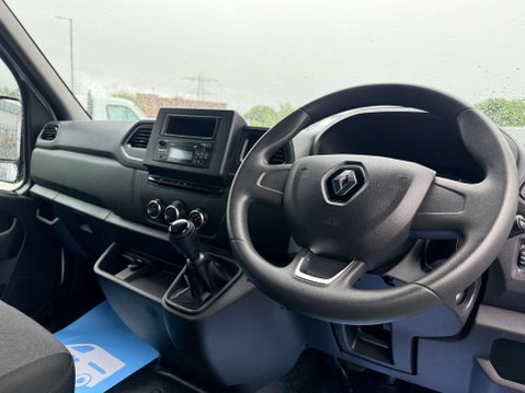 Renault Master 2.3 Master MM35 Business+ dCi 9