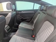 Volkswagen Passat 2.0 Passat R-Line TDI BlueMotion Technology Semi-Auto 4dr 39