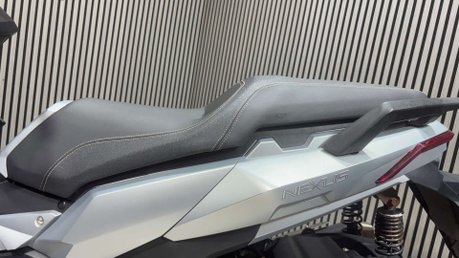 Lexmoto Nexus 2023 17K 1 ONWER LARGE SPORT MAXI SCOOTER 125CC 12