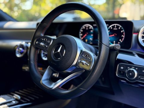 Mercedes-Benz A Class 1.3 A200 AMG Line (Premium 2) 7G-DCT Euro 6 (s/s) 5dr 42