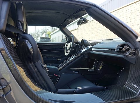 Porsche 918 Spyder 32