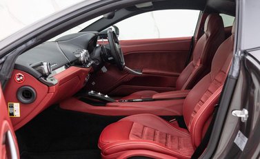 Ferrari F12 Berlinetta 8