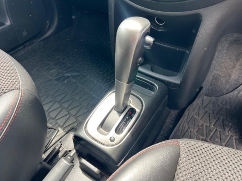 Nissan Note 1.6 16V Tekna Auto Euro 4 5dr 22