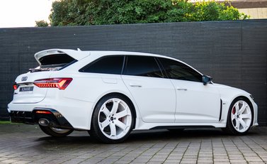 Audi RS6 GT 4