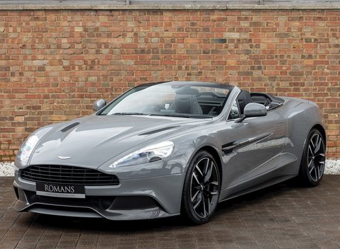 Aston Martin Vanquish Volante 6