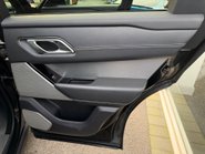 Land Rover Range Rover Velar R-DYNAMIC HSE 300D 37