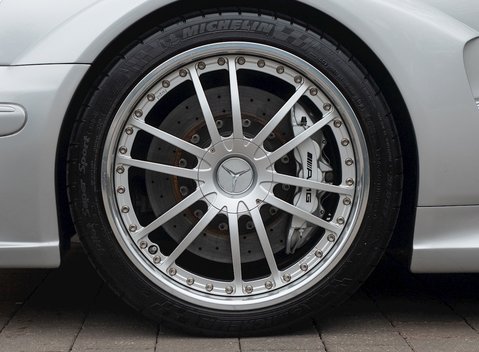 Mercedes-Benz CLK DTM AMG 10