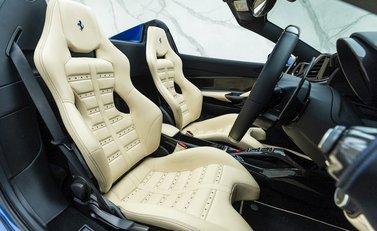 Ferrari 488 Spider 13