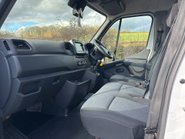 Renault Master ML35TW 130 ps dCi Business Tipper with Air Con / Tow Axle / Sat Nav 14