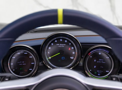 Porsche 918 Spyder Weissach 16