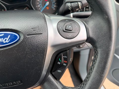 Ford Grand C-Max 1.6 TDCi Titanium Euro 5 5dr 21