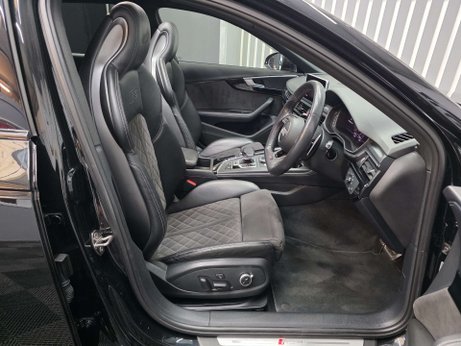 Audi RS4 2.9 TFSI V6 Sport Edition Estate 5dr Petrol Tiptronic quattro Euro 6 (s/s) 17