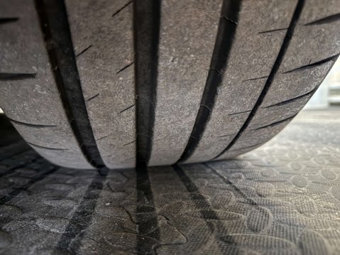 Aston Martin Vantage 4.3 Vantage V8 Auto 2dr ROADSTER 85