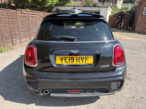 Mini Hatch COOPER SPORT 7